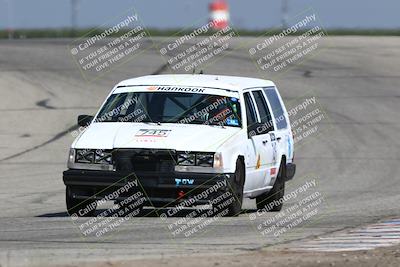media/Sep-28-2025-24 Hours of Lemons (Sun) [[5dfe0e5f6e]]/12pm (Outside Grapevine)/